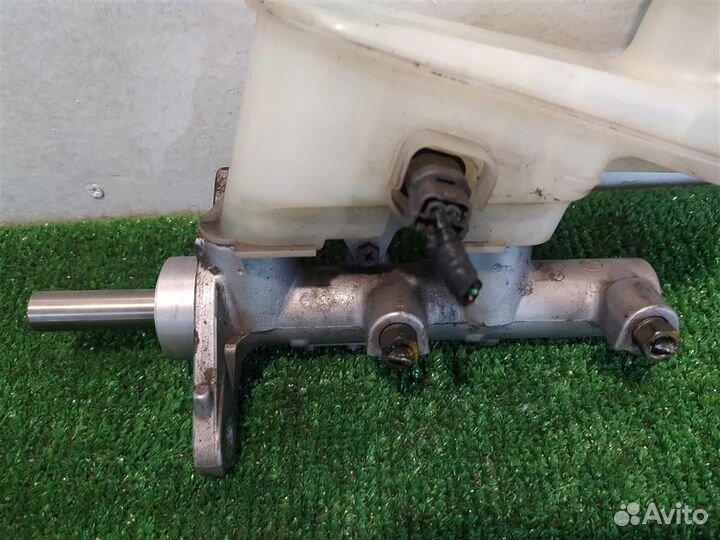 Цилиндр тормозной главный Honda Accord 8 (CU) 2009