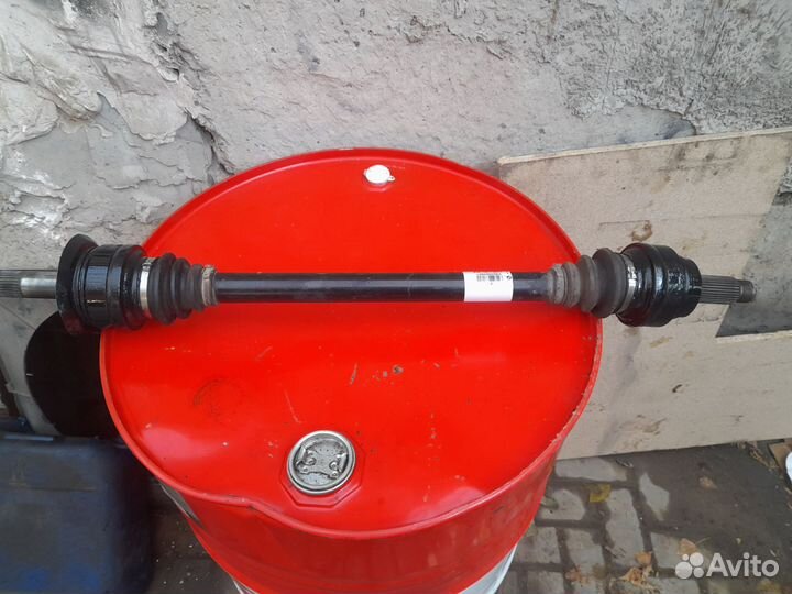 Привод задний правый BMW X6,X5, F16, F15