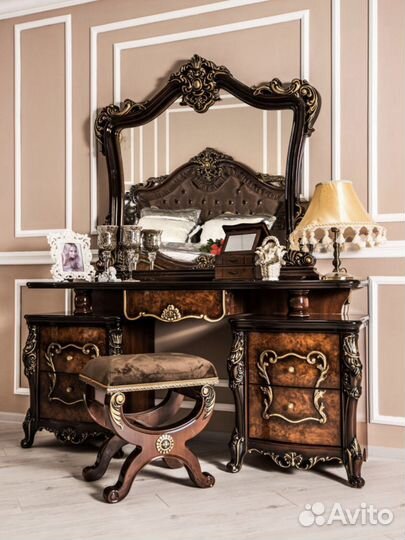 Туалетный столик