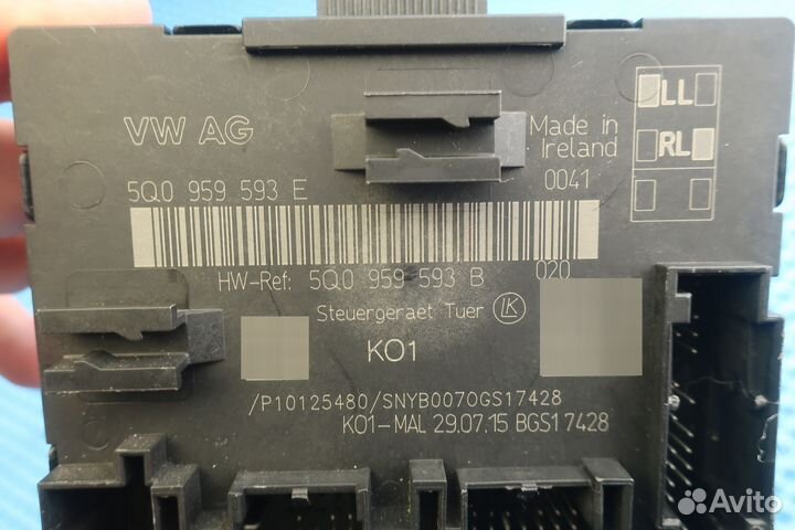 Блок управления двери перед левой Skoda Superb 3