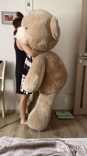 Большие плюшевые медведи