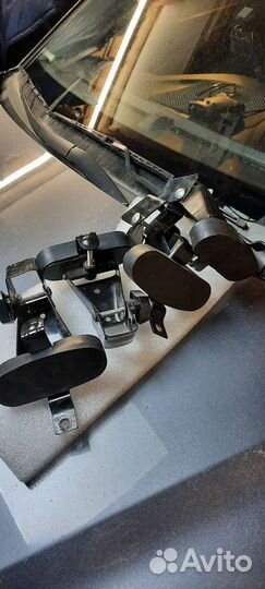 Упоры для багажника на авто