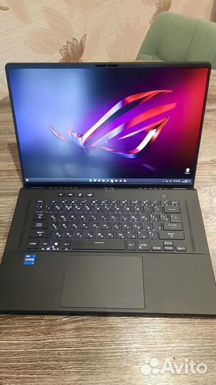 Игровой ноутбук Asus rog strix m16