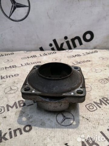 Подушка АКПП Mercedes R-Class W251