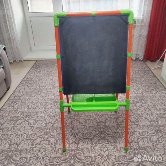 Стол,стул, мольберт, дом-палатка,самокат,азбука