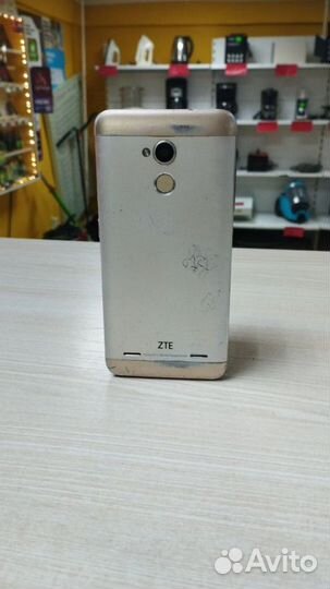 ZTE Blade V7 Lite, 2/16 ГБ