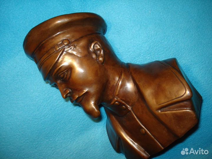 Бюст СССР Дзержинского 1984г в Кепке Бронза