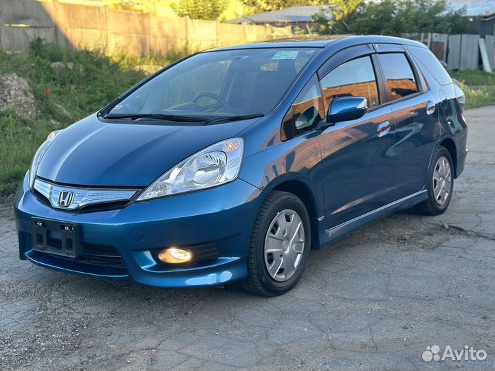 Honda Fit Shuttle 1.3 CVT, 2012, 61 000 км