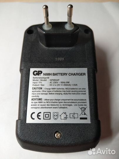 Зарядное устройство аа / ааа GP