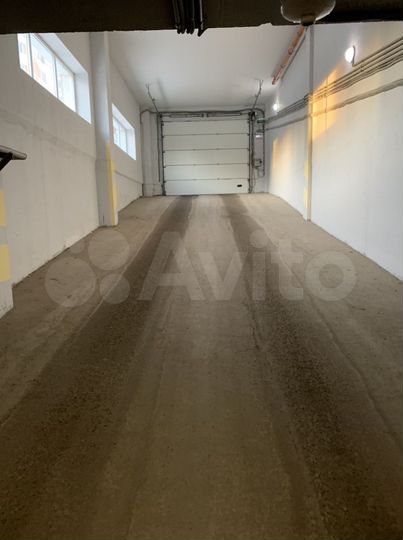 Машиноместо, 20 м²