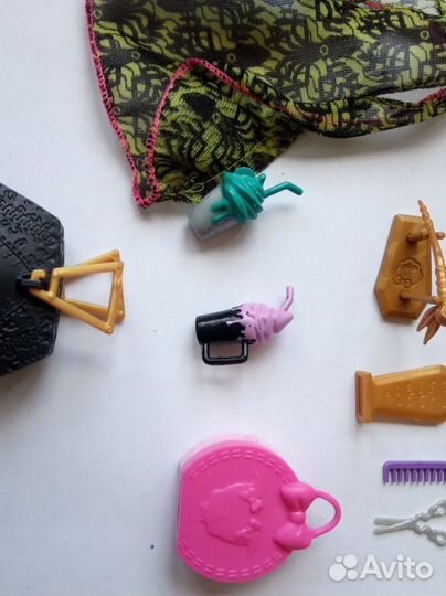 Аксессуары для кукол монстер хай