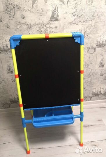 Растущий стол со стульчиком плюс мольберт