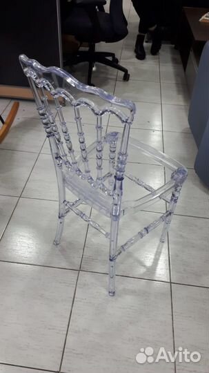 Стулья