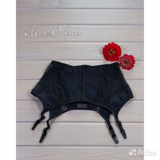 Нижнее белье женское комплект с поясом новый