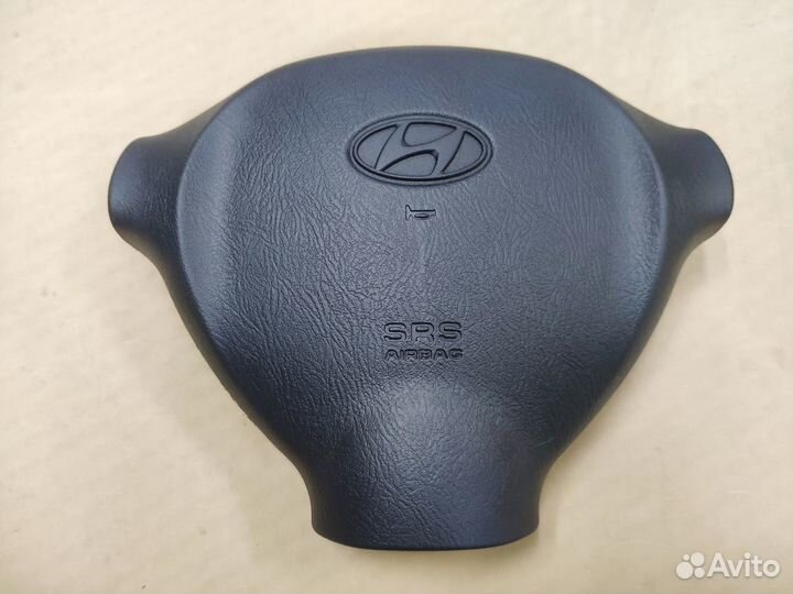 Накладка руля Santa Fe Classic 2000-2006