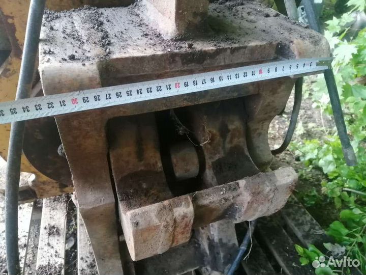 Тилтротатор Engcon без ковша