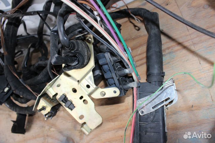 Подкапотная проводка Mercedes C-Class W202