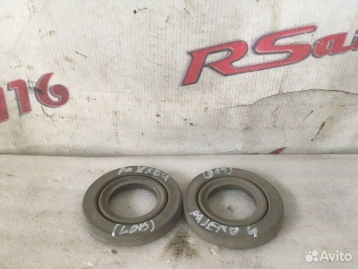 Крышка фары Mitsubishi Pajero 4