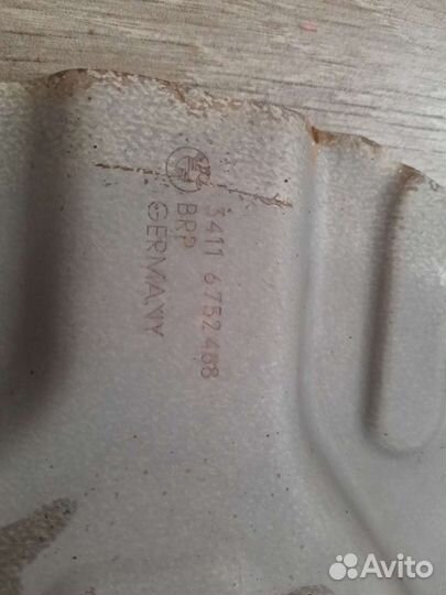 Пыльник тормозного диска BMW 7 e65/e66