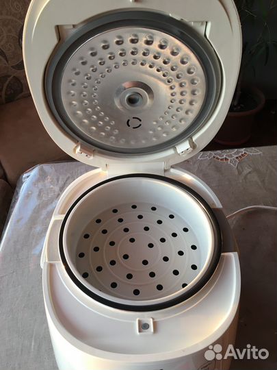 Мультиварка Philips HD4731