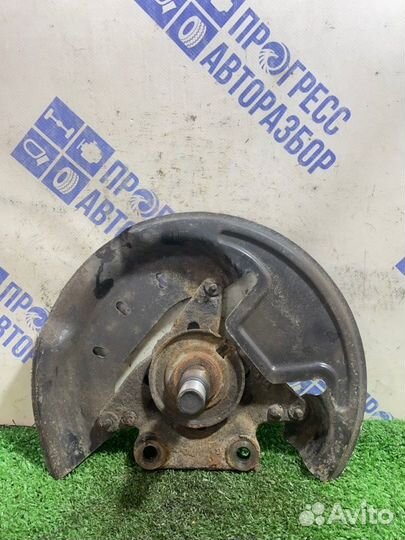 Цапфа задняя левая Renault Fluence седан 1.6 K4M