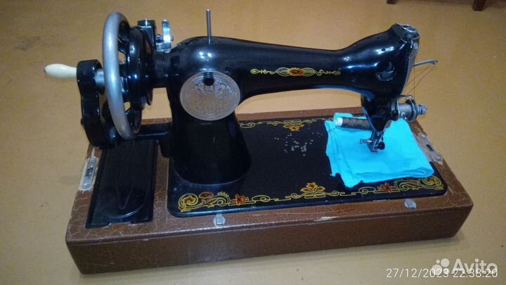 Швейная машинка пмз им.Калинина