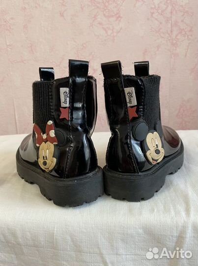 Сапоги для девочки