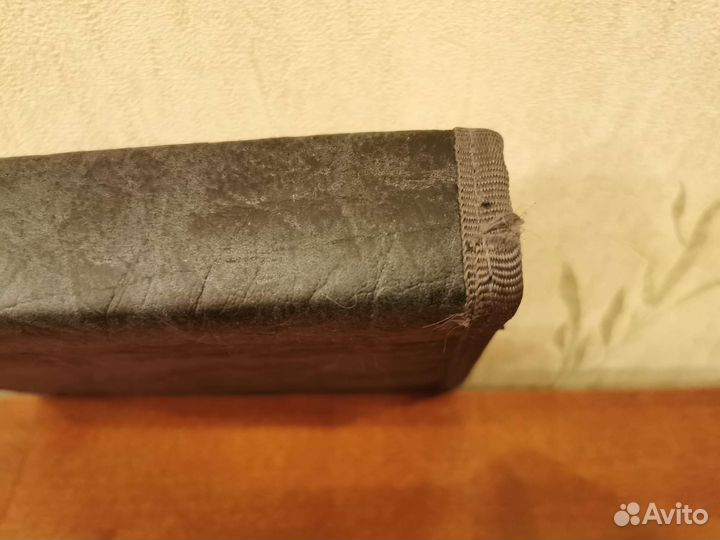 Боксы, контейнеры, папки для дисков CD, DVD