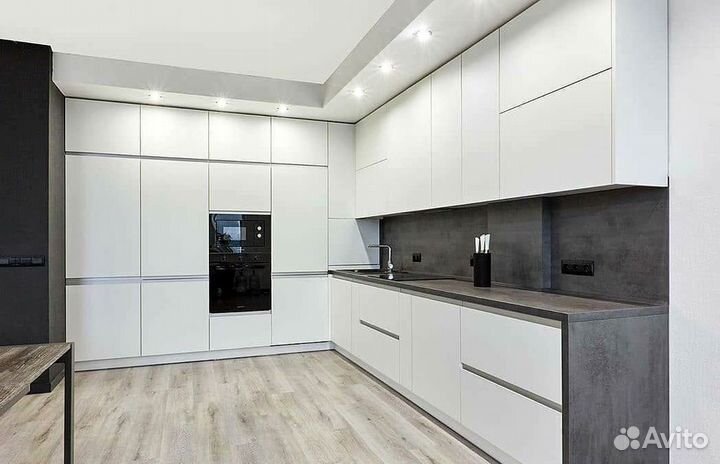 Кухонный гарнитур угловой в Ялте