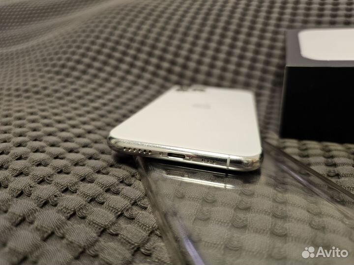 iPhone 11 Pro, 256 ГБ