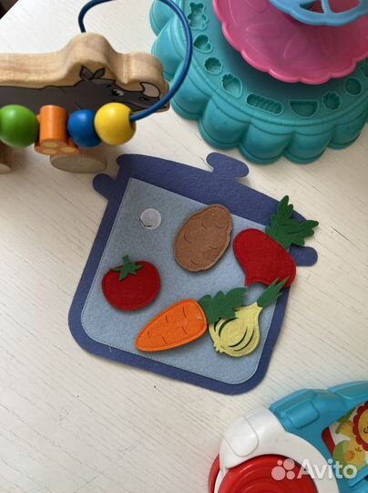 Развивающие игрушки пакетом