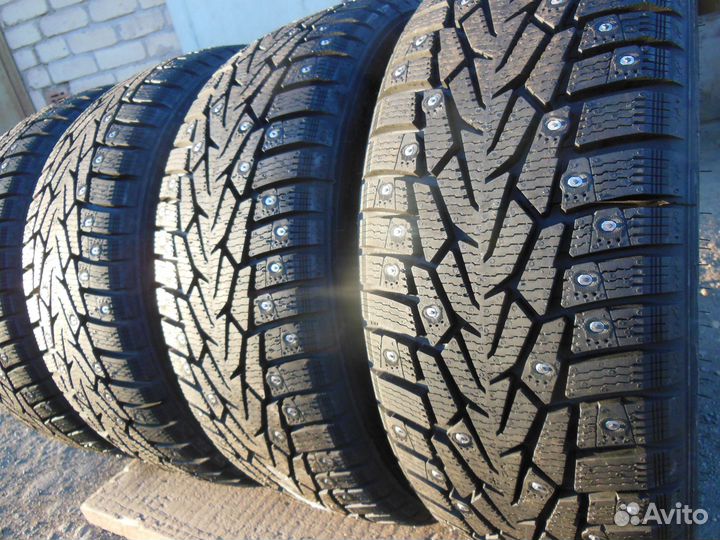 Nokian Tyres Hakkapeliitta 7 205/50 R17