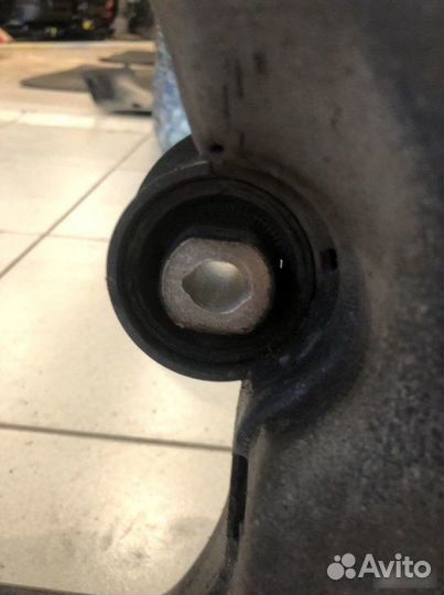 Подрамник Bmw 3 E46