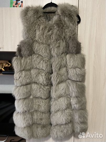 Жилетка меховая женская