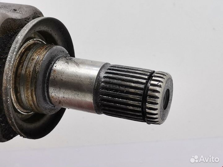 Полуось передняя левая Land Rover Discovery III