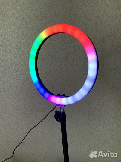 Кольцевая лампа