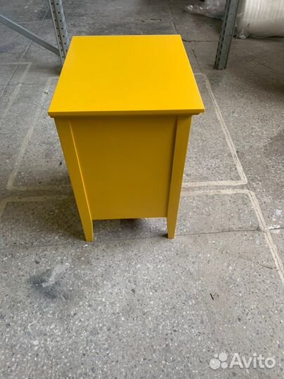 Желтая тумба Friz yellow современный классик