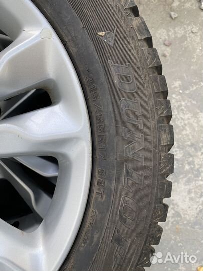 Продам зимнюю резину с дисками
