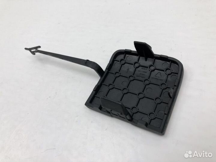 Заглушка буксировочного крюка Geely Coolray SX11