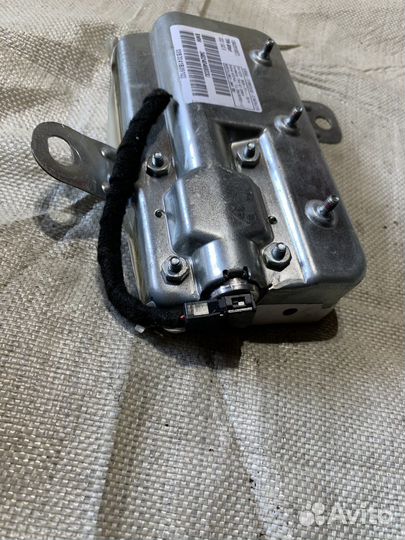 Подушка безопасности в дверь bmw 7 e65 e66