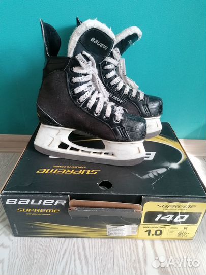 Продам коньки хоккейные