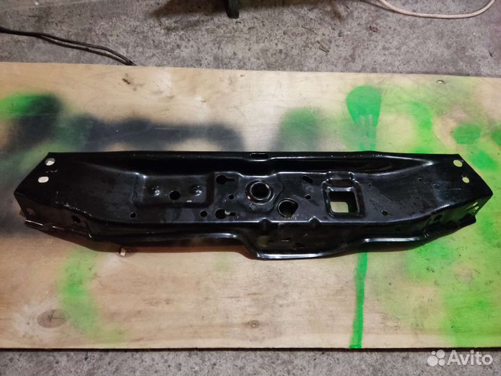 Панель радиатора передняя верхняя opel astra h