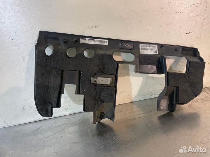 Накладка торпеды нижняя левая Порше Кайен 958