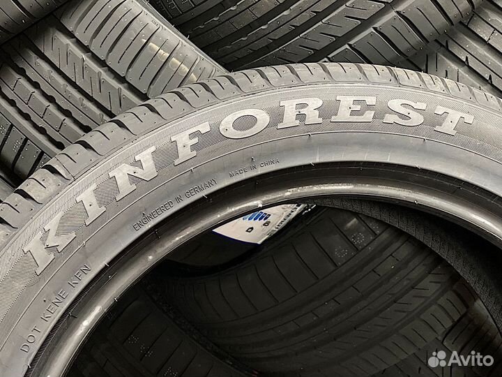 Kinforest KF550-UHP 215/45 R17 91W