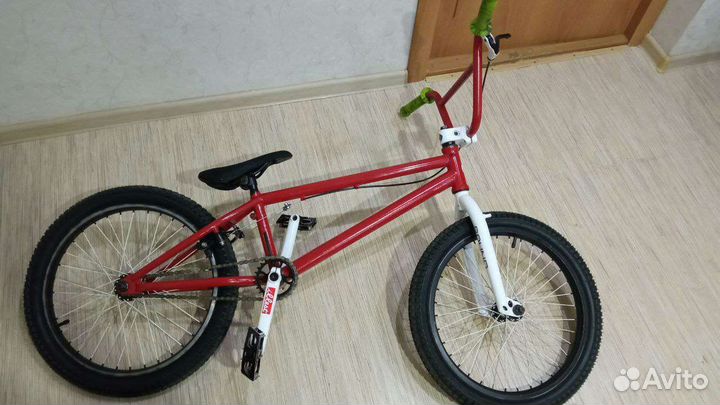 Трюковой велосипед bmx