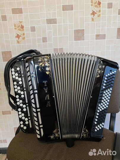 Баян тула 210