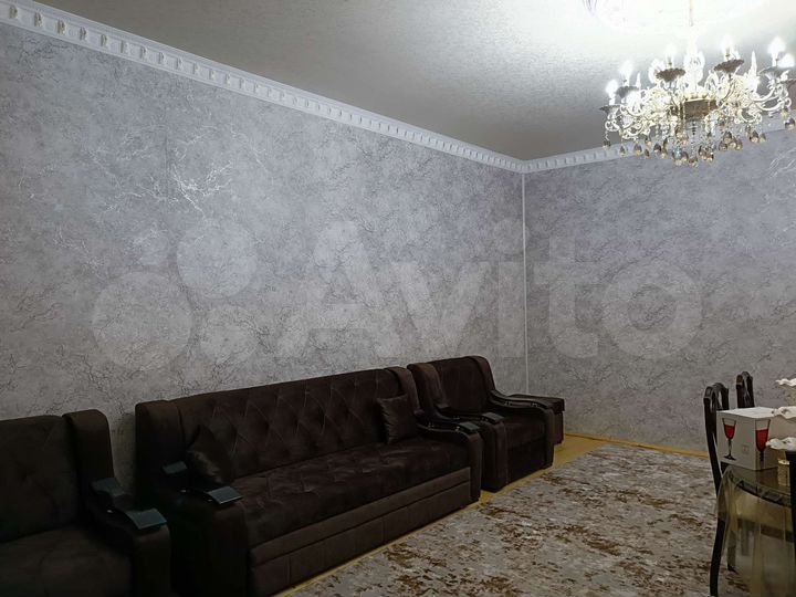 Дом 1111 м² на участке 12 сот.