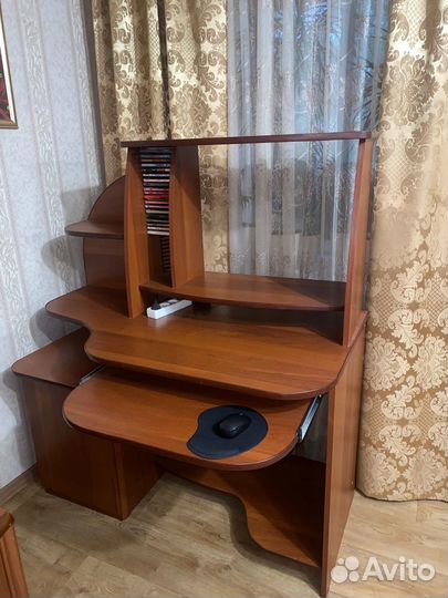 Компьютерный стол бу