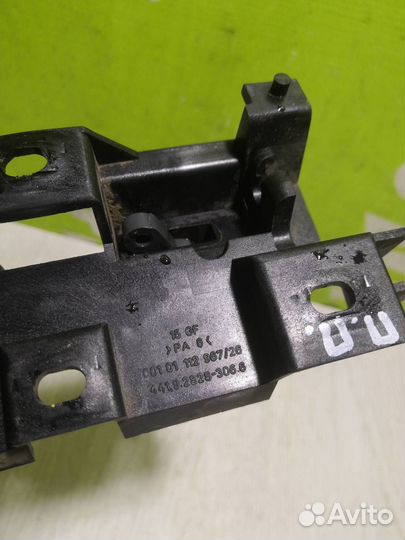 Ручка двери внутренняя правая Шкода Фелиция