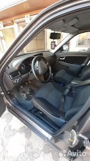 Салон Приора